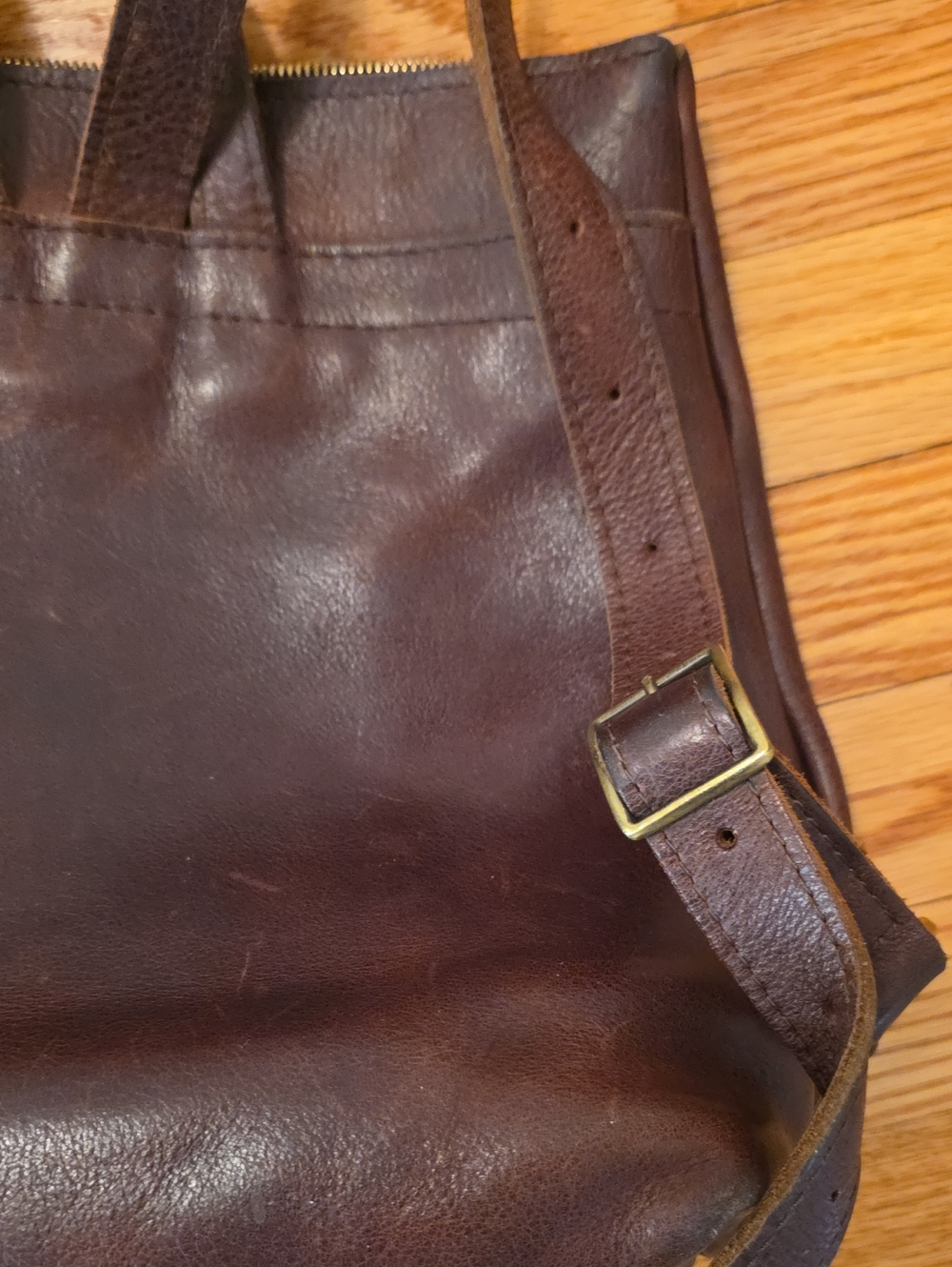 Portland Leather Backpack - Picture 5 of 8